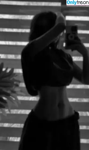 Jeila Dizon / Jeilalou / ilahdizon / jeiladizon nude photo #0019