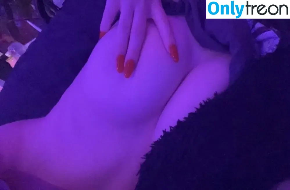 Jellyfrog7 nude photo #0005 (Jellyfrog7)