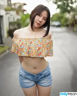 Jenadammaya nude photo #0147