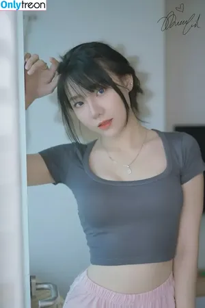 Jenadammaya nude photo #0620