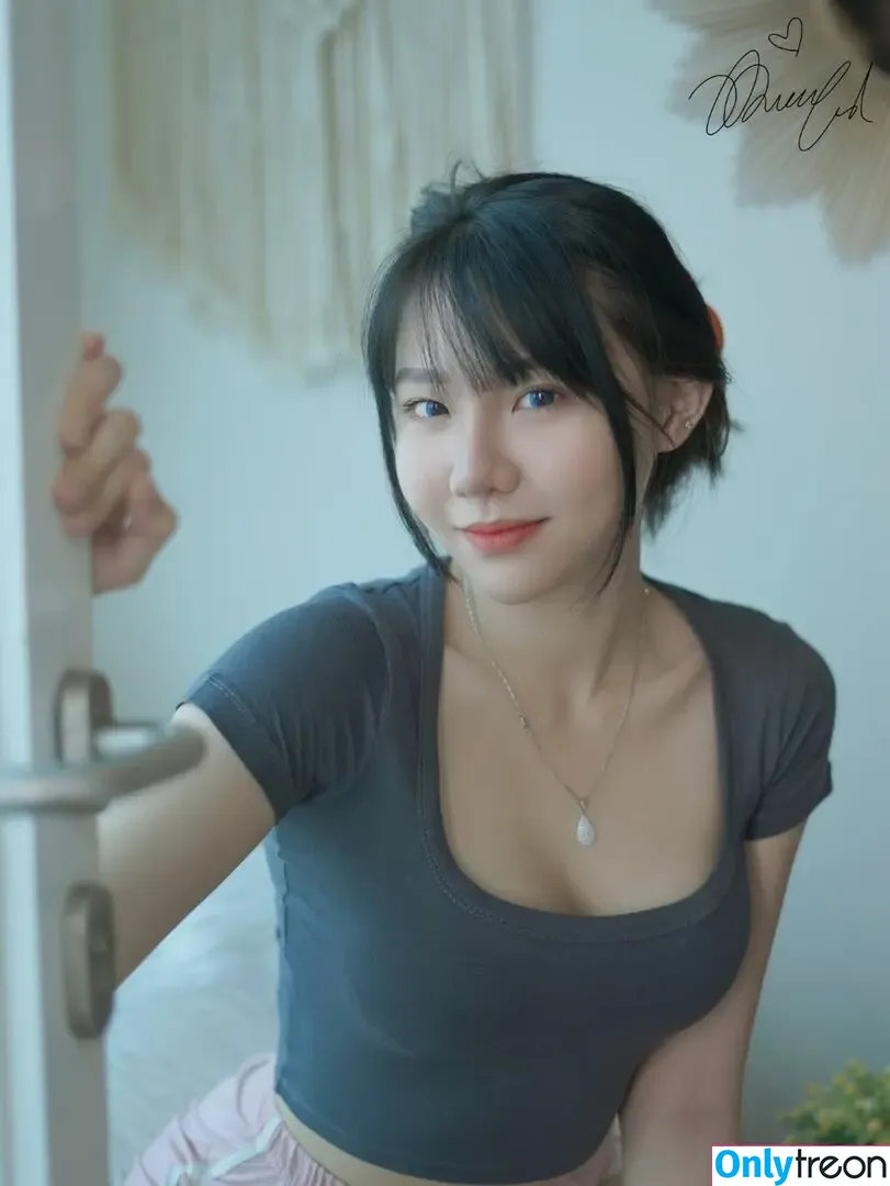 Jenadammaya nude photo #0414 (Jenadammaya)