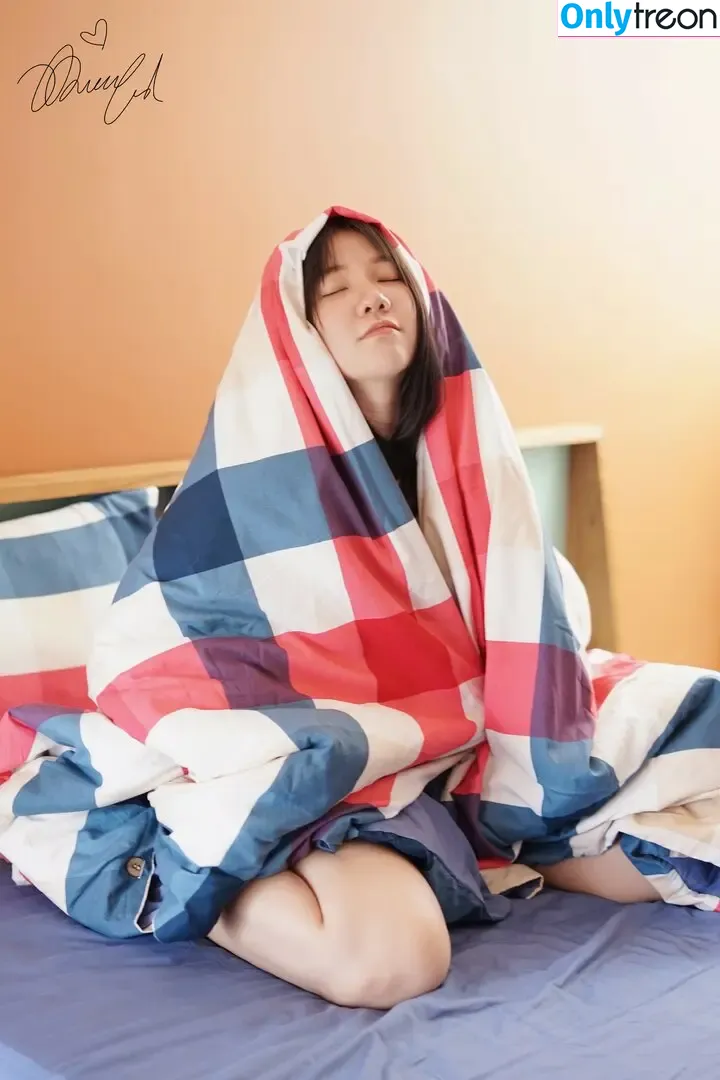 Jenadammaya nude photo #0567 (Jenadammaya)