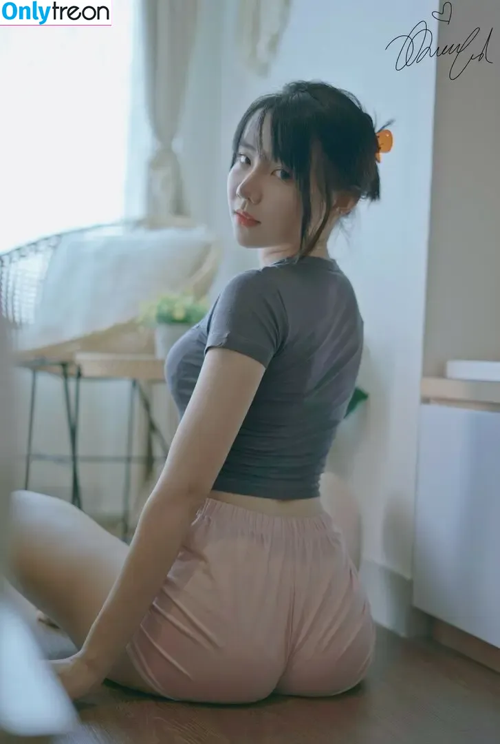 Jenadammaya nude photo #0621 (Jenadammaya)