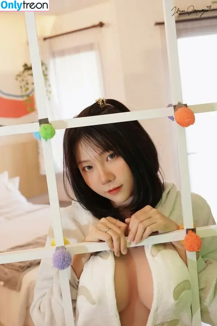 Jenadammaya nude photo #0864 (Jenadammaya)