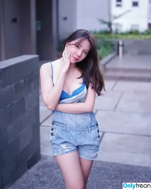 Jenadammaya nude photo #1266