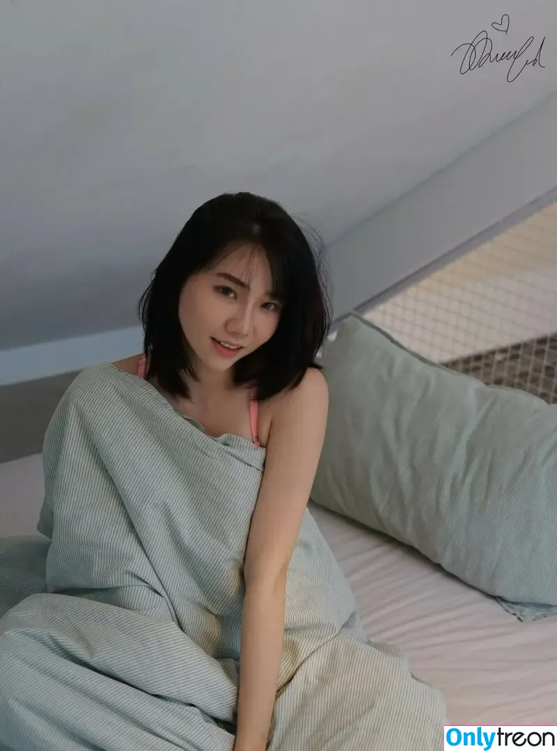 Jenadammaya nude photo #1037 (Jenadammaya)