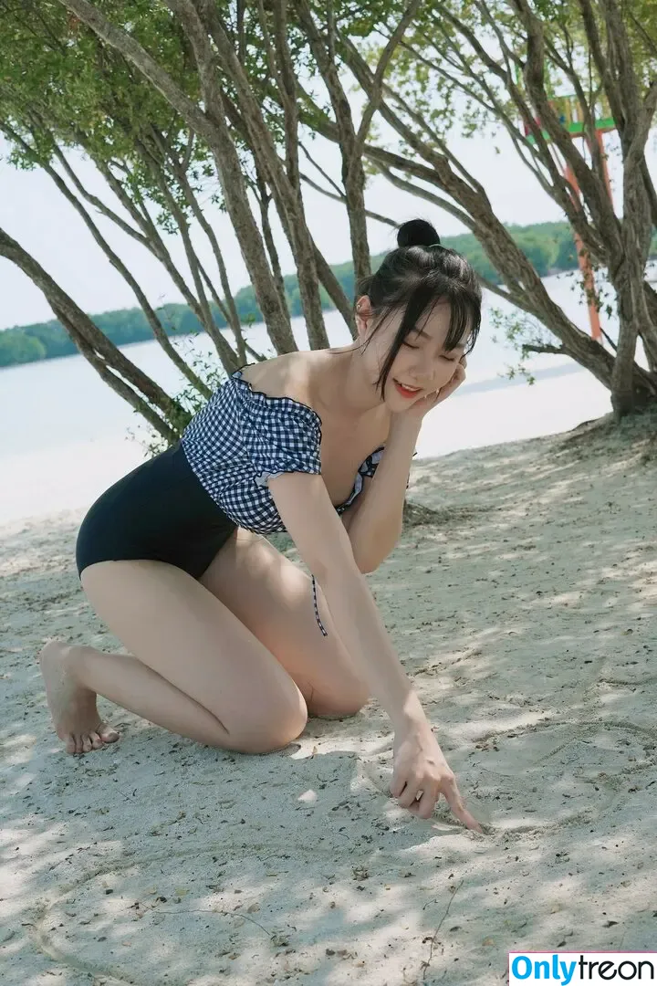 Jenadammaya nude photo #1088 (Jenadammaya)