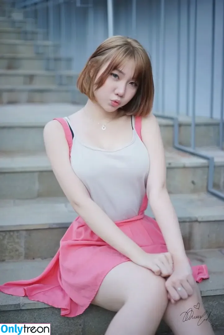Jenadammaya nude photo #1133 (Jenadammaya)