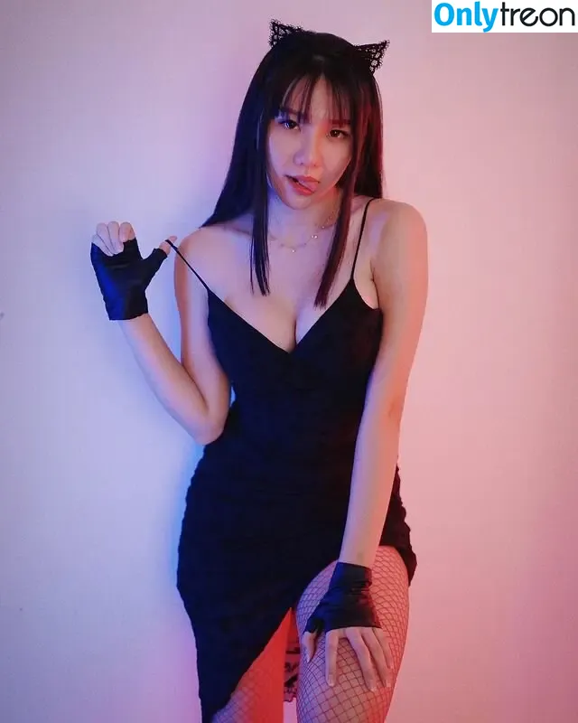 Jenadammaya nude photo #1190 (Jenadammaya)