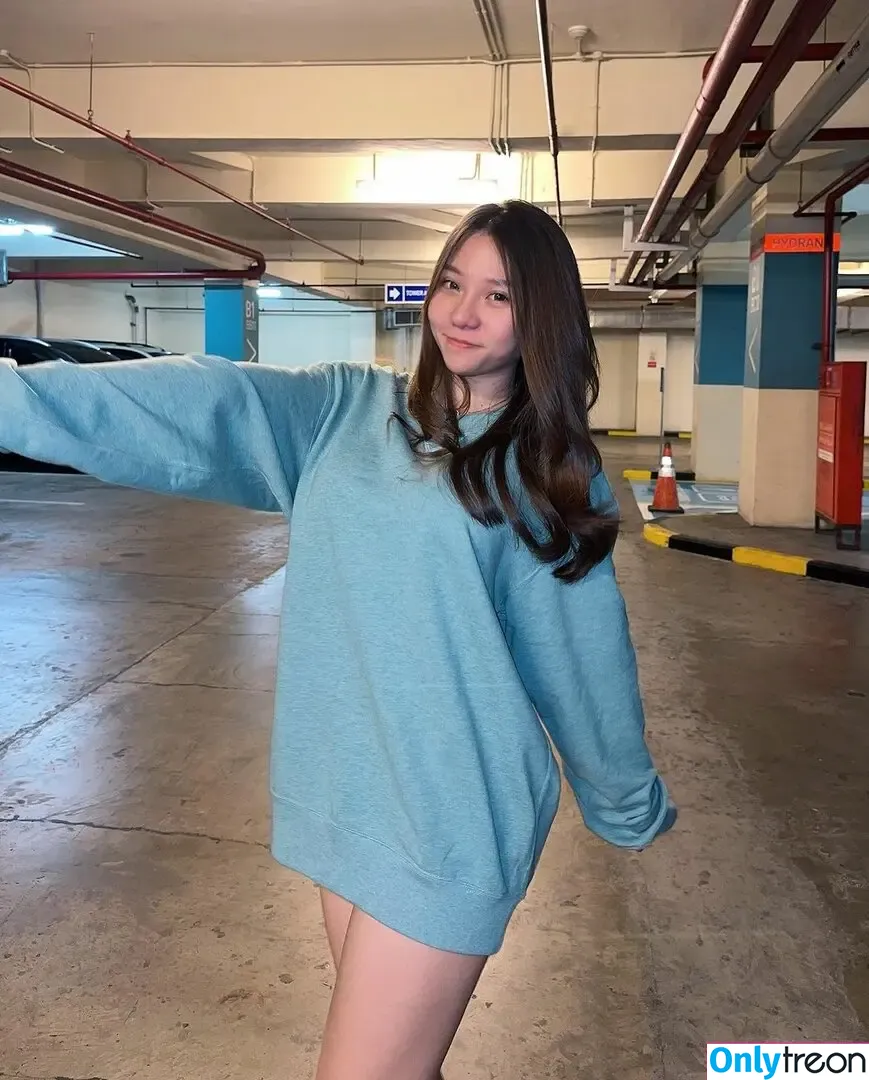 Jenadammaya nude photo #1368 (Jenadammaya)