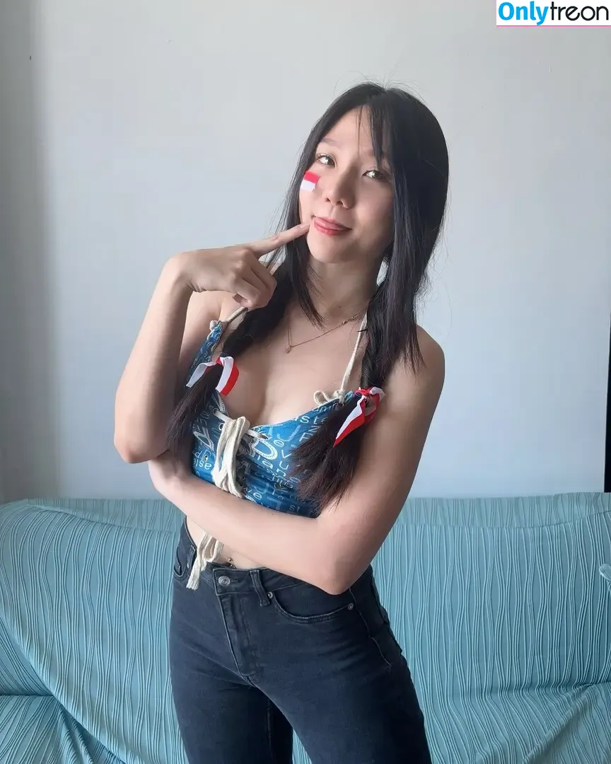 Jenadammaya nude photo #1459 (Jenadammaya)