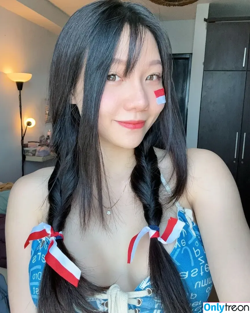 Jenadammaya nude photo #1460 (Jenadammaya)