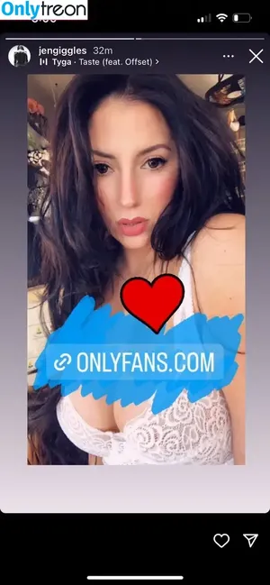 Jengiggles nude photo #0004