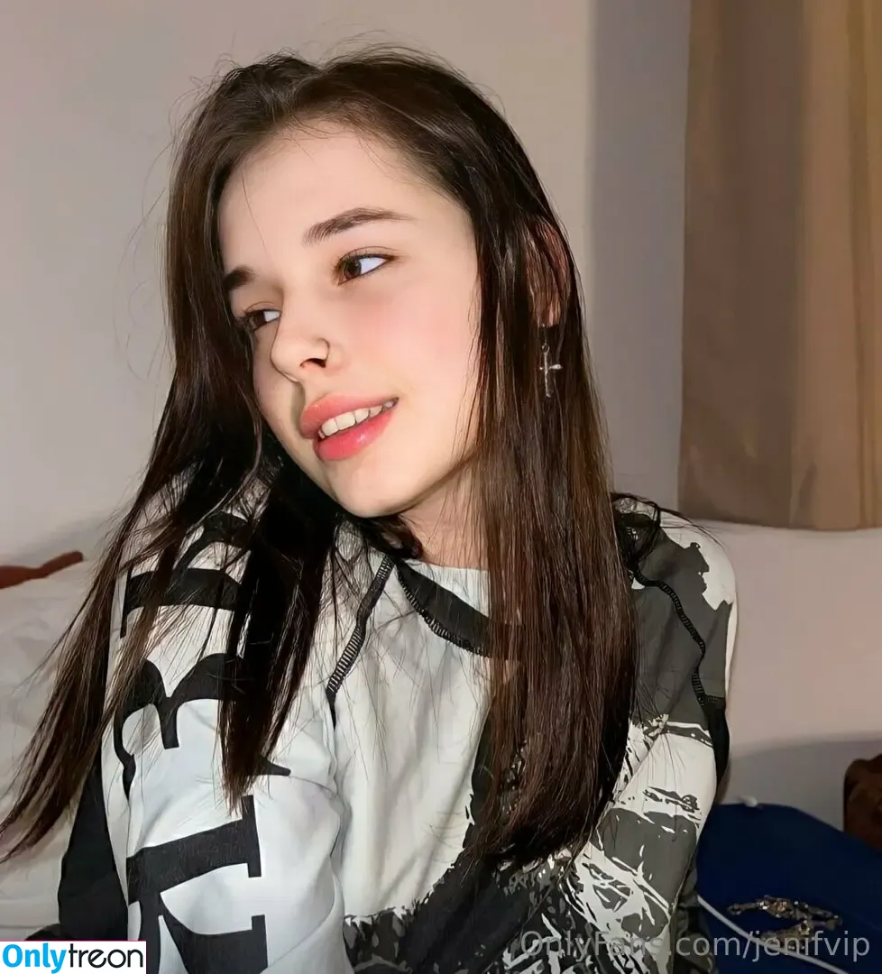 jenifvip nude photo #0060 (jenifu)