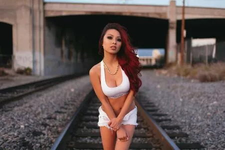 Jenn Q / Jenn Q Tran / JennQofficial / Jennq / coooljenn / jen.glz nude photo #0075