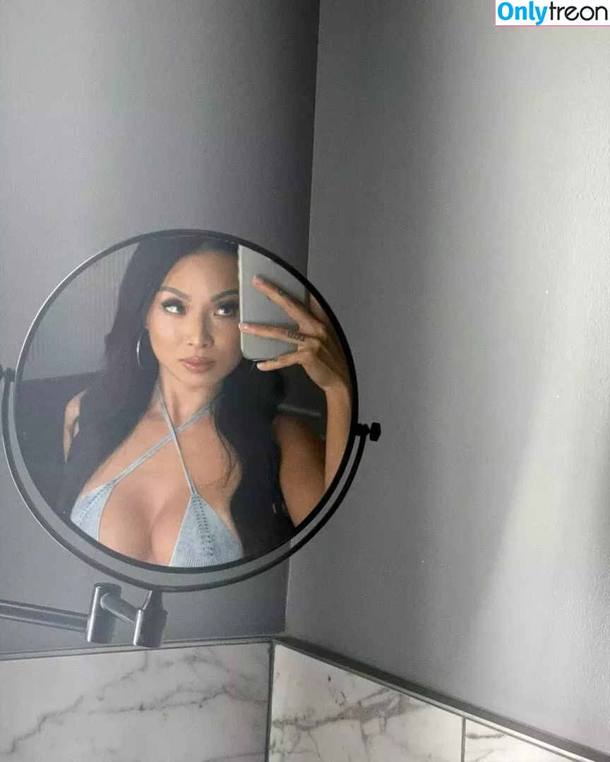 Jenn Q nude photo #0091 (Jenn Q Tran / JennQofficial / Jennq / coooljenn / jen.glz)