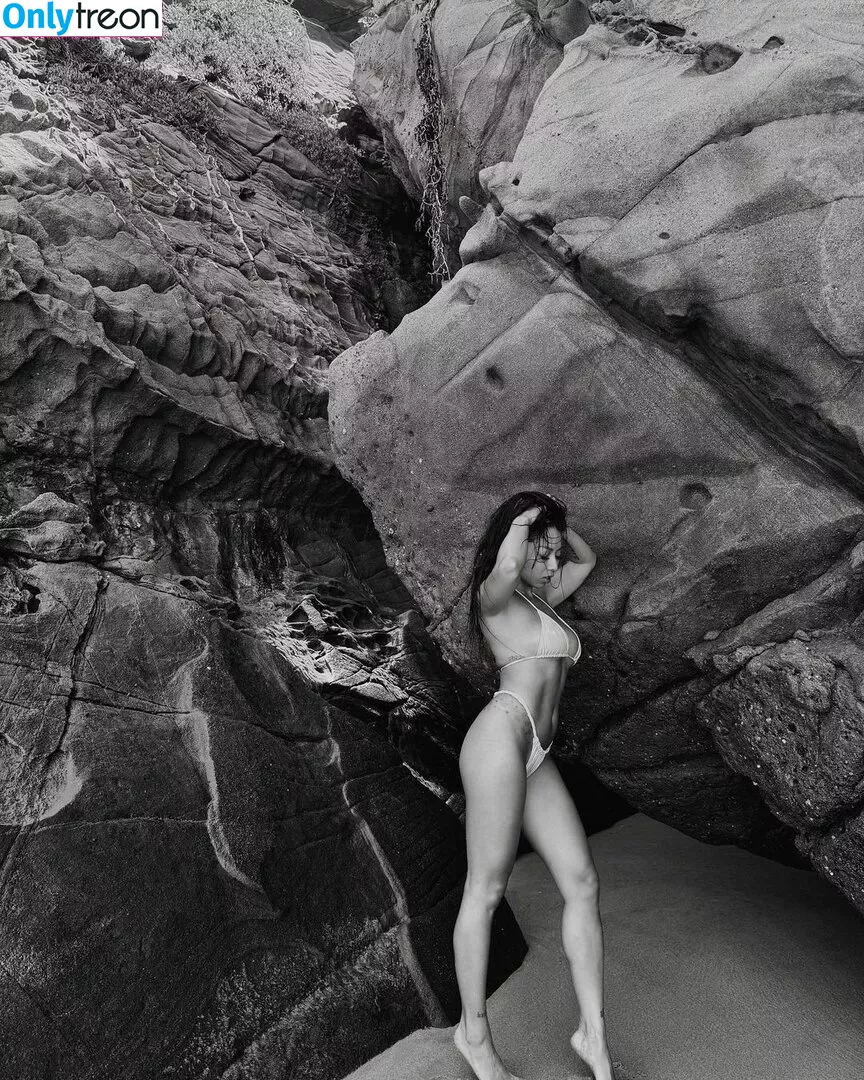 Jenn Q nude photo #0109 (Jenn Q Tran / JennQofficial / Jennq / coooljenn / jen.glz)
