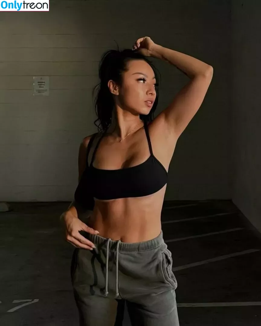 Jenn Q nude photo #0122 (Jenn Q Tran / JennQofficial / Jennq / coooljenn / jen.glz)