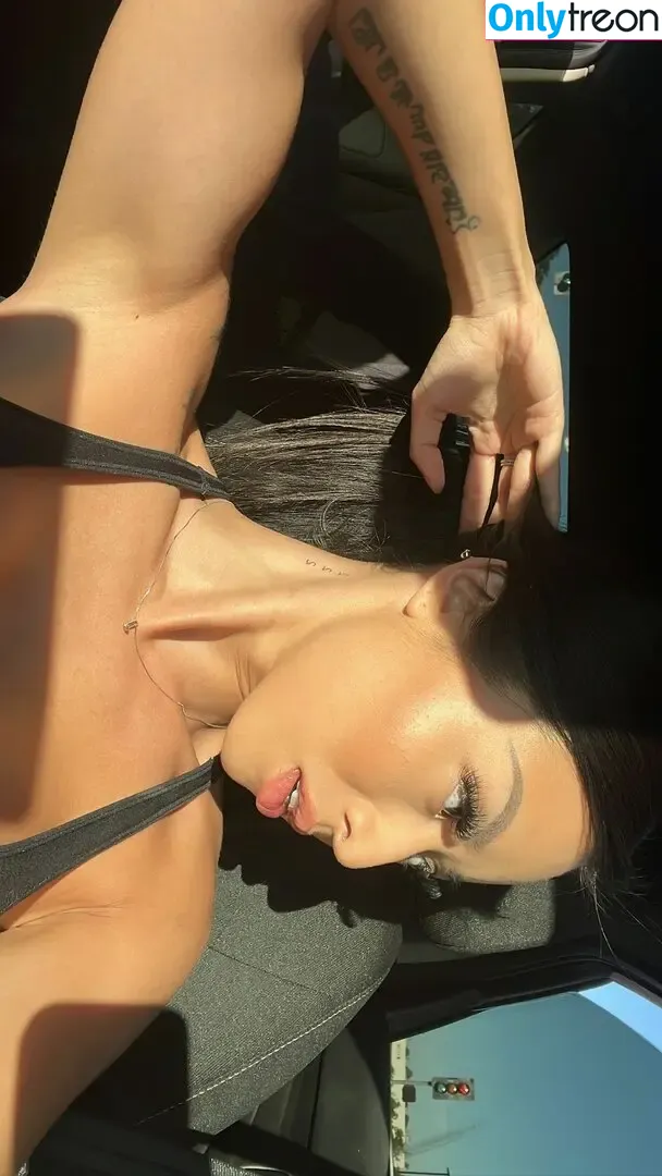 Jenn Q nude photo #0304 (Jenn Q Tran / JennQofficial / Jennq / coooljenn / jen.glz)