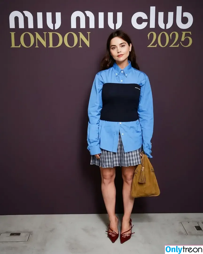 Jenna Coleman nude photo #0080 (jenna_coleman_)