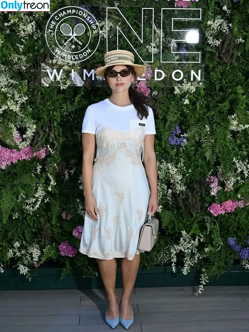 Jenna Coleman nude photo #0089 (jenna_coleman_)