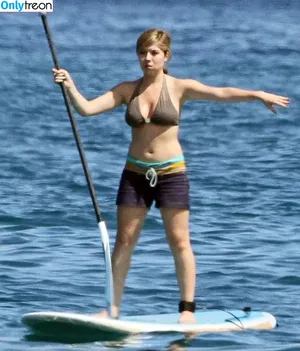 Jennette McCurdy / jennettemccurdy nude photo #0428