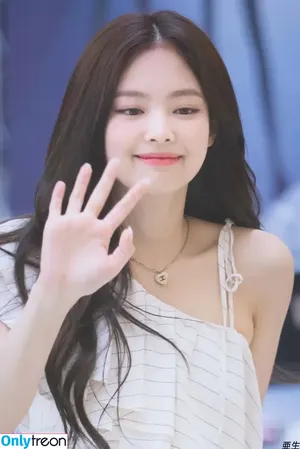 Jennie | BLΛƆKPIИK / Blackpink / jennierubyjane / sheflieshigh nude photo #0027