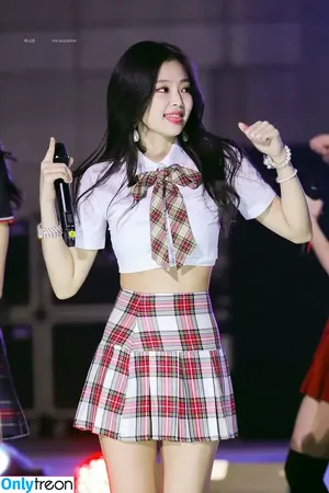 Jennie | BLΛƆKPIИK / Blackpink / jennierubyjane / sheflieshigh nude photo #0031