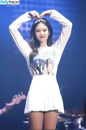 Jennie | BLΛƆKPIИK / Blackpink / jennierubyjane / sheflieshigh nude photo #0034
