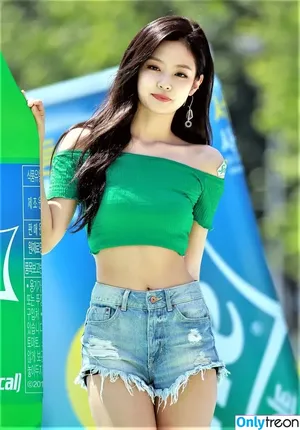 Jennie | BLΛƆKPIИK / Blackpink / jennierubyjane / sheflieshigh nude photo #0044