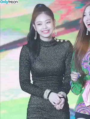 Jennie | BLΛƆKPIИK / Blackpink / jennierubyjane / sheflieshigh nude photo #0050