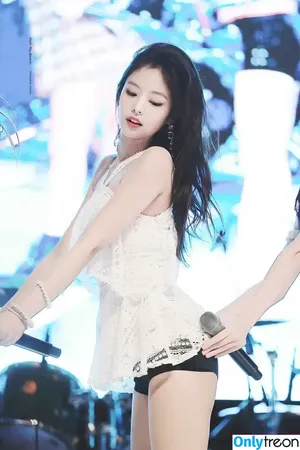 Jennie | BLΛƆKPIИK / Blackpink / jennierubyjane / sheflieshigh nude photo #0094