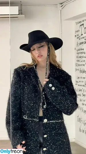 Jennie | BLΛƆKPIИK / Blackpink / jennierubyjane / sheflieshigh nude photo #0140