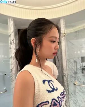 Jennie | BLΛƆKPIИK / Blackpink / jennierubyjane / sheflieshigh nude photo #0238