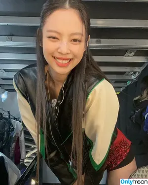 Jennie | BLΛƆKPIИK / Blackpink / jennierubyjane / sheflieshigh nude photo #0273