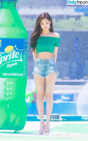 Jennie | BLΛƆKPIИK / Blackpink / jennierubyjane / sheflieshigh nude photo #0332