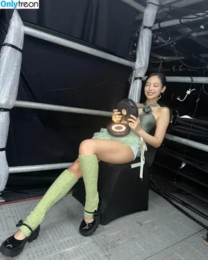Jennie | BLΛƆKPIИK / Blackpink / jennierubyjane / sheflieshigh nude photo #0419