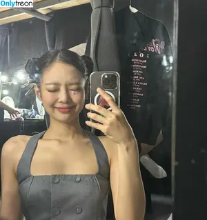 Jennie | BLΛƆKPIИK / Blackpink / jennierubyjane / sheflieshigh nude photo #0423