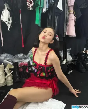 Jennie | BLΛƆKPIИK / Blackpink / jennierubyjane / sheflieshigh nude photo #0441