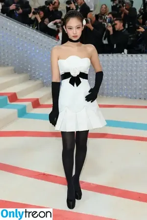 Jennie | BLΛƆKPIИK / Blackpink / jennierubyjane / sheflieshigh nude photo #0488