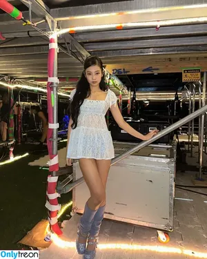 Jennie | BLΛƆKPIИK / Blackpink / jennierubyjane / sheflieshigh nude photo #0608