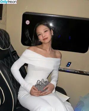 Jennie | BLΛƆKPIИK / Blackpink / jennierubyjane / sheflieshigh nude photo #0655