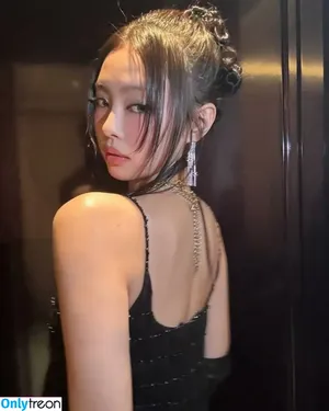 Jennie | BLΛƆKPIИK / Blackpink / jennierubyjane / sheflieshigh nude photo #0763