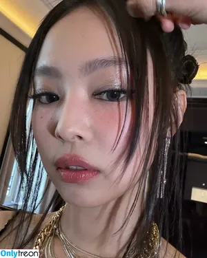 Jennie | BLΛƆKPIИK / Blackpink / jennierubyjane / sheflieshigh nude photo #0772