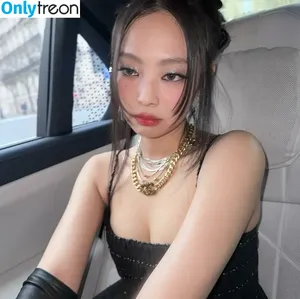 Jennie | BLΛƆKPIИK / Blackpink / jennierubyjane / sheflieshigh nude photo #0775