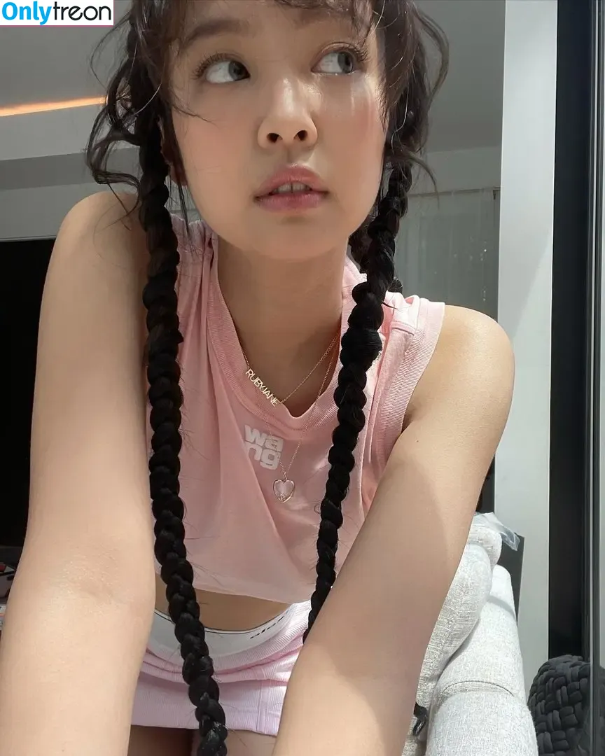 Jennie | BLΛƆKPIИK nude photo #0081 (Blackpink / jennierubyjane / sheflieshigh)