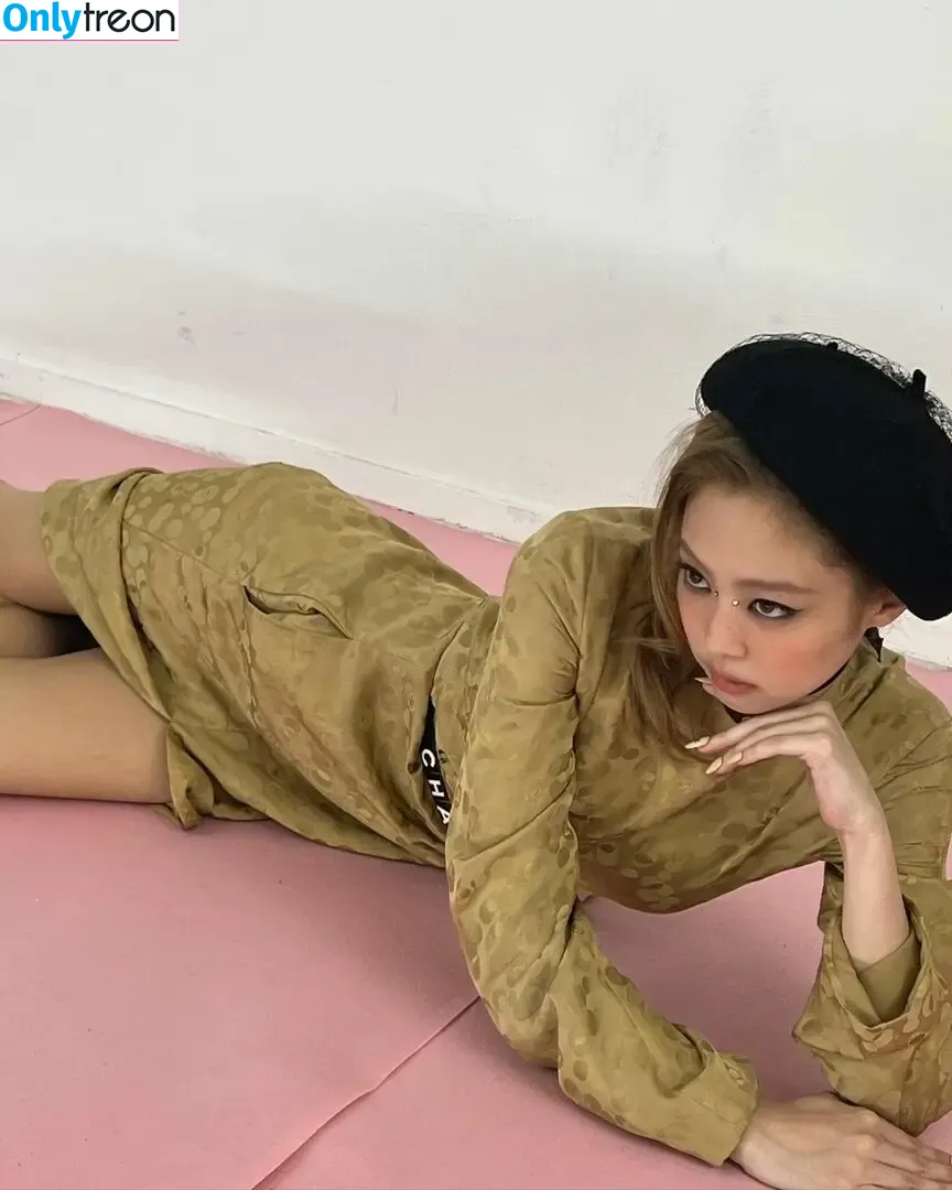 Jennie | BLΛƆKPIИK nude photo #0132 (Blackpink / jennierubyjane / sheflieshigh)