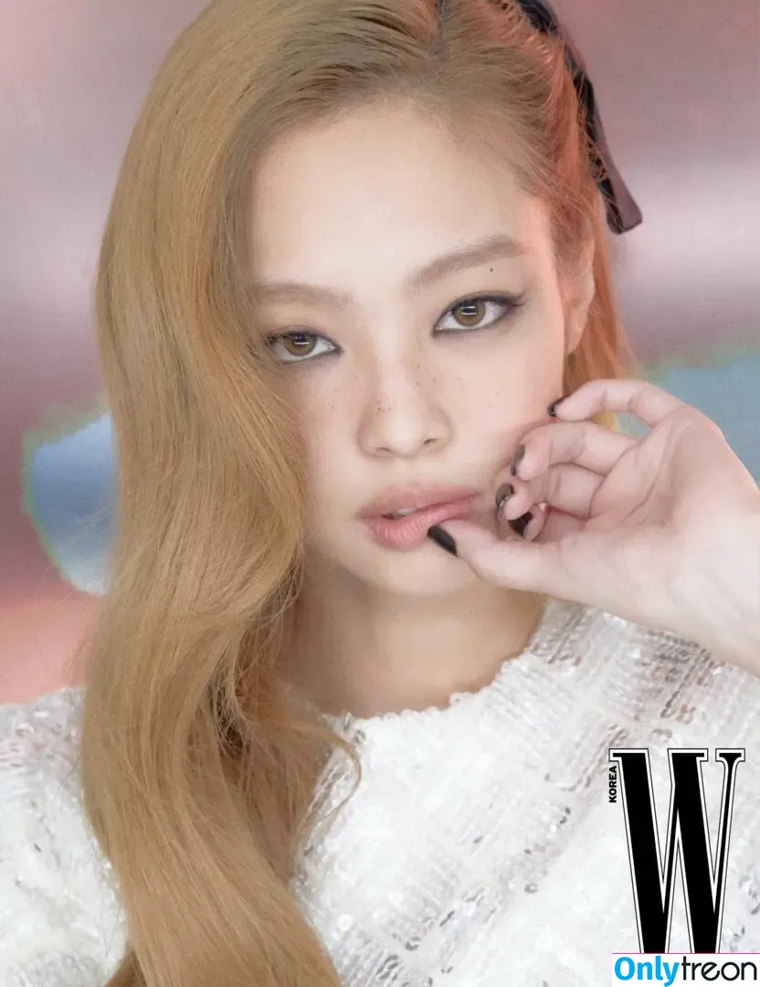 Jennie | BLΛƆKPIИK nude photo #0156 (Blackpink / jennierubyjane / sheflieshigh)