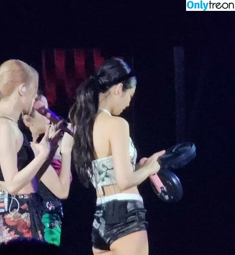 Jennie | BLΛƆKPIИK nude photo #0402 (Blackpink / jennierubyjane / sheflieshigh)