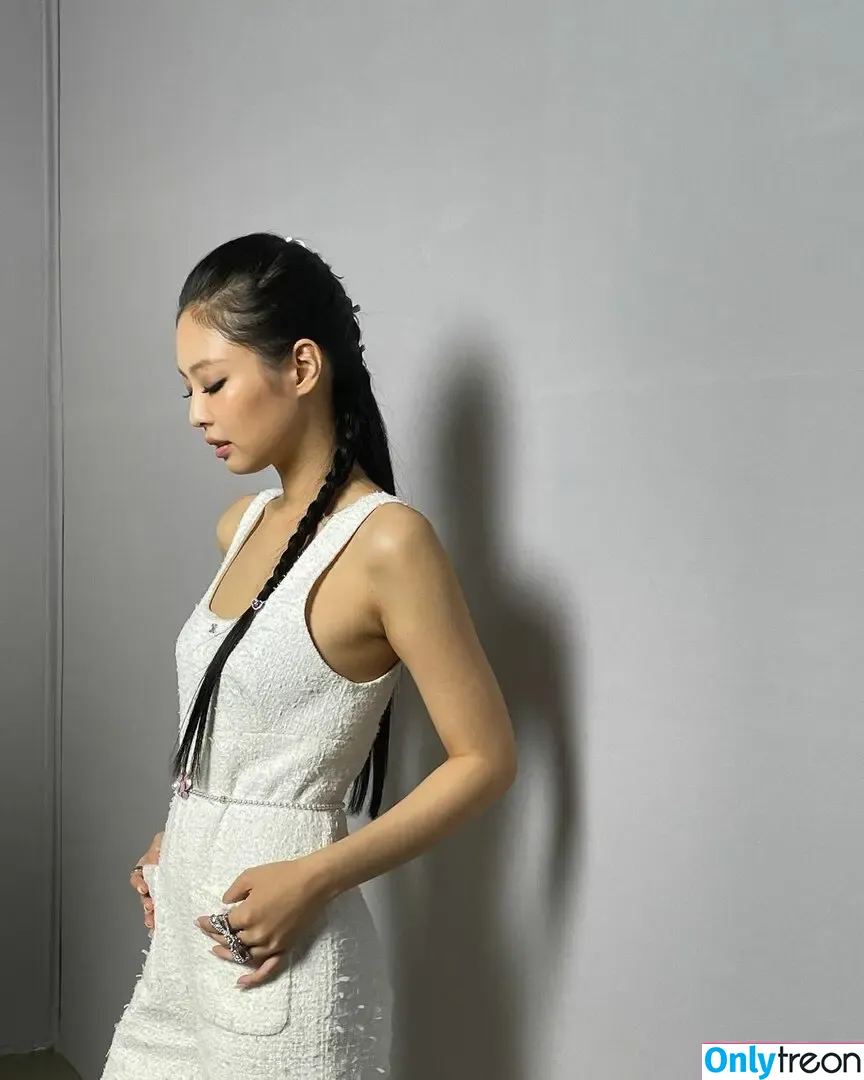 Jennie | BLΛƆKPIИK nude photo #0405 (Blackpink / jennierubyjane / sheflieshigh)